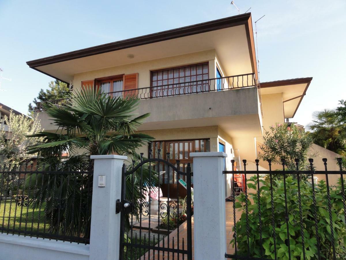 Villa Paola Bibione Kültér fotó